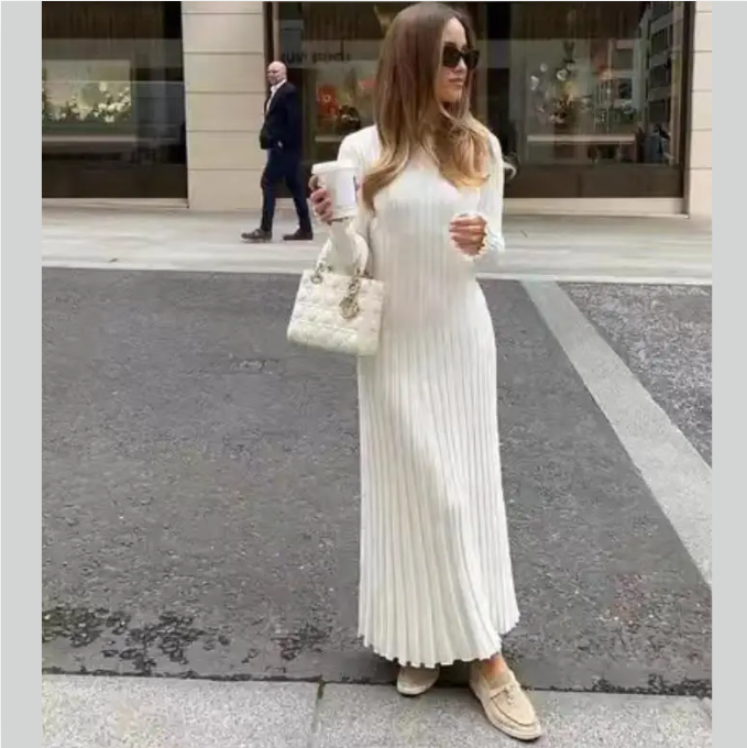 Ribbed Knit Maxi Dress: Elegant Autumn Style (Modest style dress)